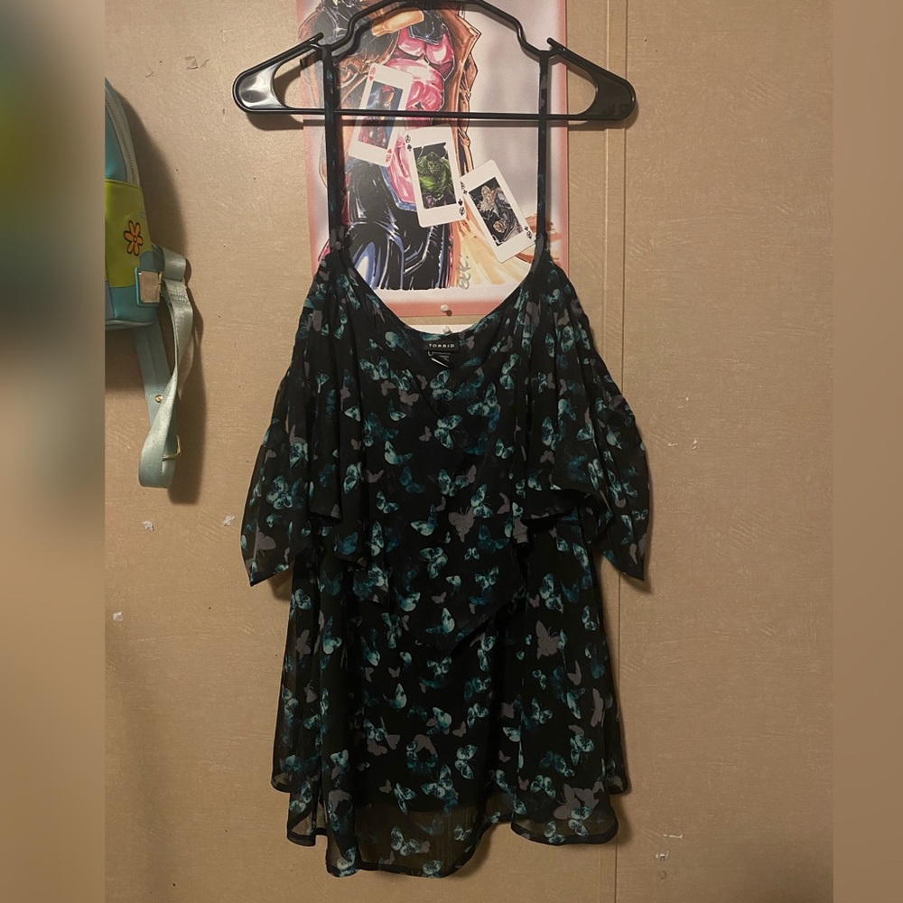 Butterfly top